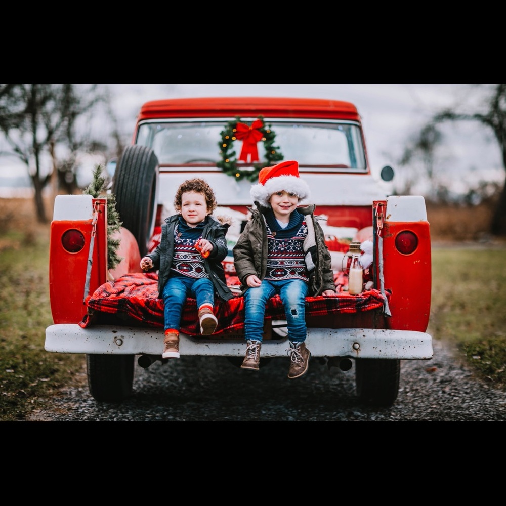 Beautiful holiday H&M sweaters